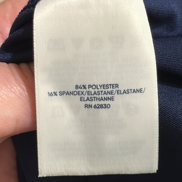 Lands End Women's Mock Neck Rash Guard UPF 50 Sun Protection Swim Tee - Picture 4 of 4